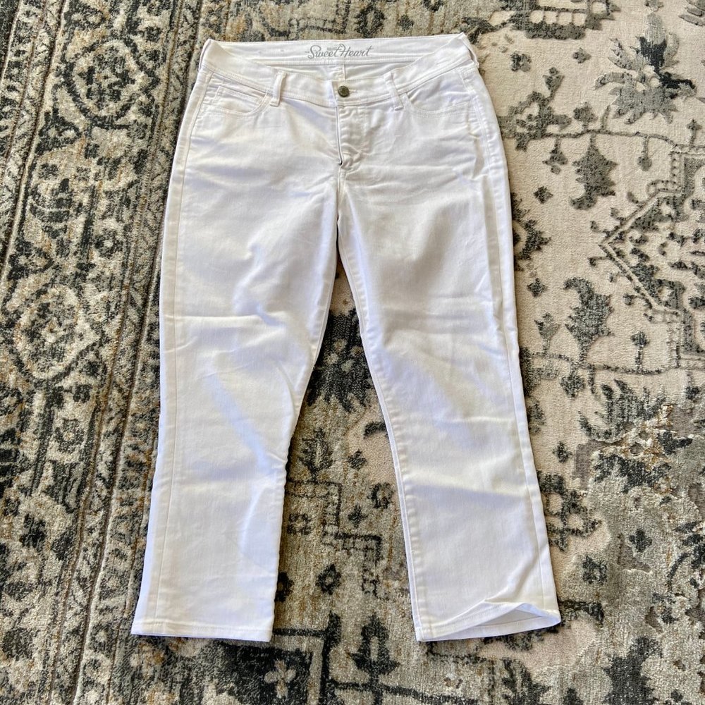 Old Navy White Sweetheart Cropped Jeans